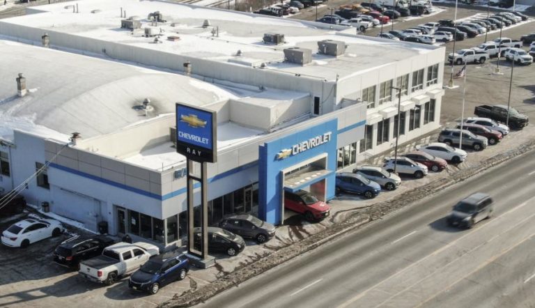 Lucros da General Motors caem 19% no 1º semestre para 4,03 mil ME