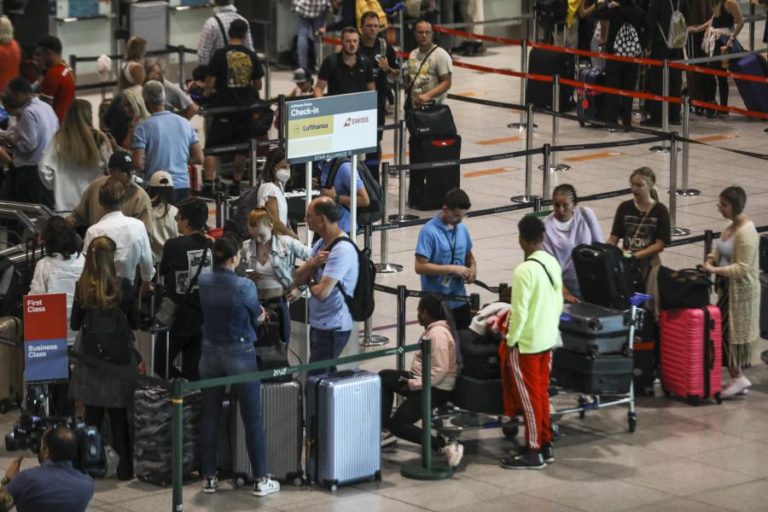Movimento de passageiros nos aeroportos nacionais cresce 5,7% em maio
