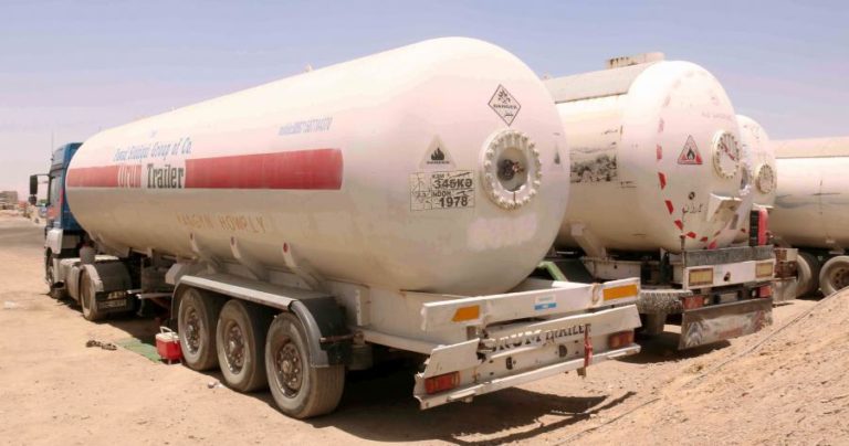 OPEP+ sobe oferta de petróleo para 51,56 milhões de barris por dia em junho