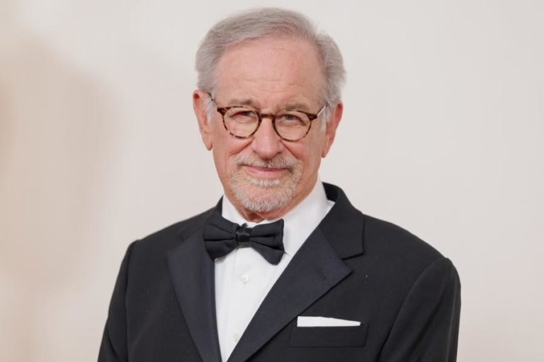Spielberg conta histórias inéditas de “Tubarão” em documentário dos 50 anos do filme