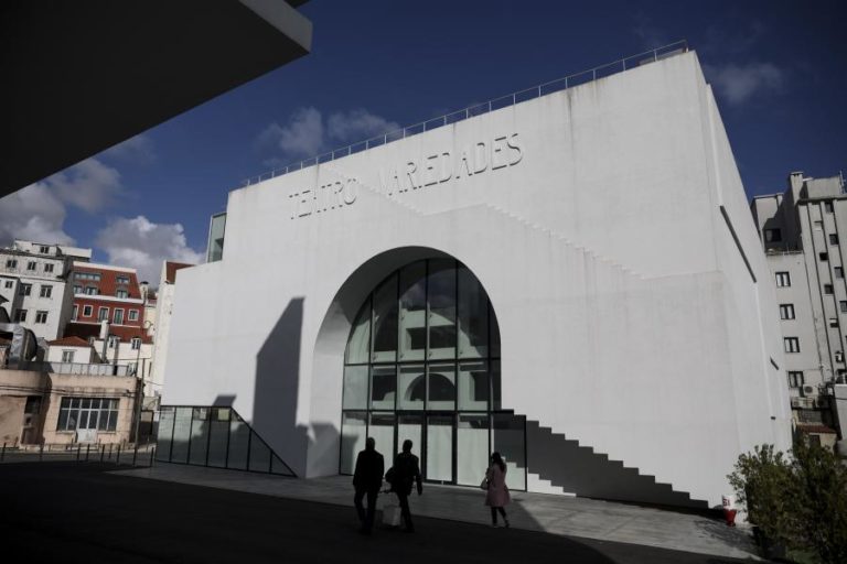 Teatro Variedades lança campanha para recolher objetos históricos para centenário