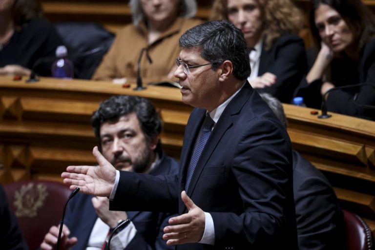 PS acusa Governo de “fazer o máximo” para vender TAP “pelo preço mínimo”