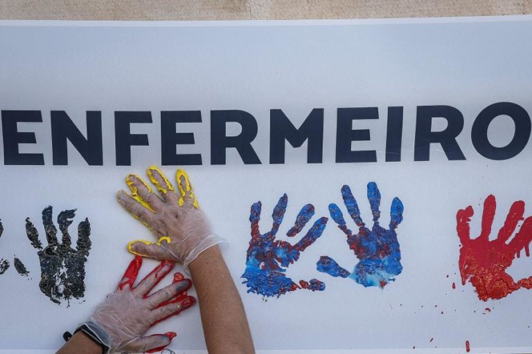 Enfermeiros da ULS Algarve alertam que sobrecarga está a afetar cuidados