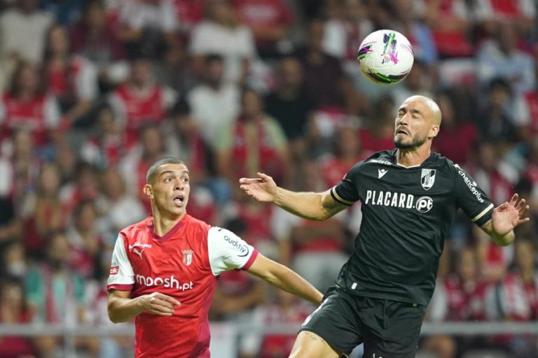 Mikel Villanueva e João Mendes deixam Vitória de Guimarães em final de contrato