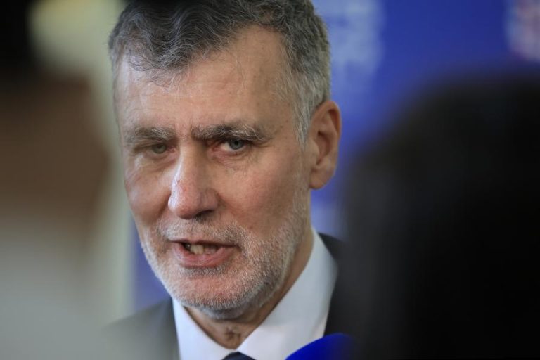 Gouveia e Melo rejeita NATO continental e está contra as críticas aos Estados Unidos