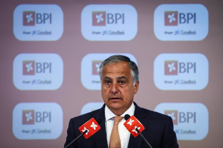 Lucros do BPI recuam 16% no 1.º semestre para 274,5 ME