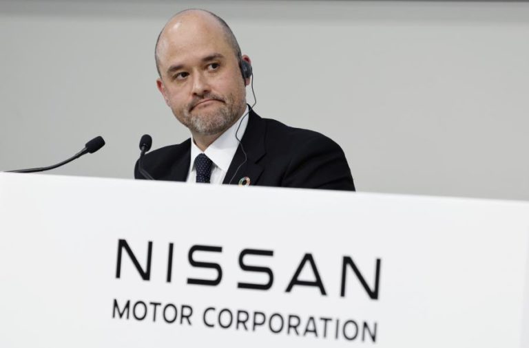 Nissan consegue cinco mil milhões de euros para enfrentar crise financeira