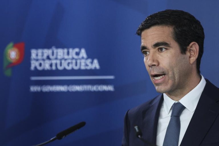 Governo marca eleições autárquicas para 12 de outubro