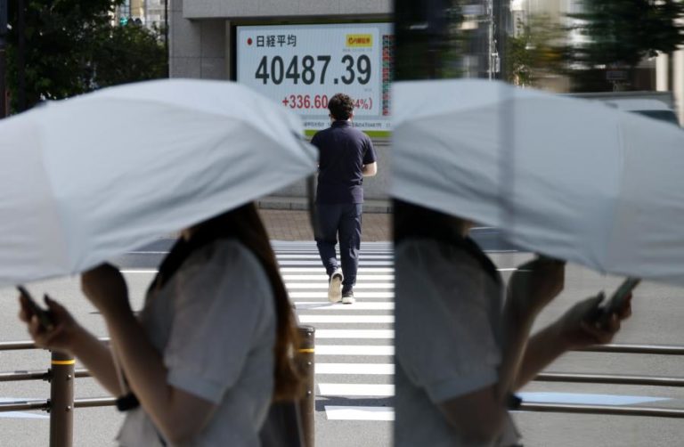 Bolsa de Tóquio abre em terreno negativo com Nikkei a perder 0,92%