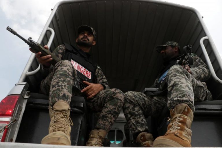Grupo extremista Estado Islâmico reivindica ataque no Paquistão