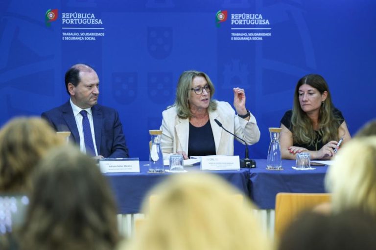 Convenções coletivas caem quase 20% em 2024 mas número de trabalhadores abrangidos sobe e supera 1 milhão