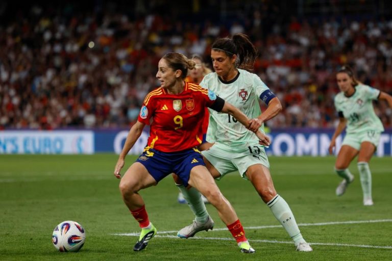 Portugal sofre goleada da Espanha na estreia do Europeu feminino