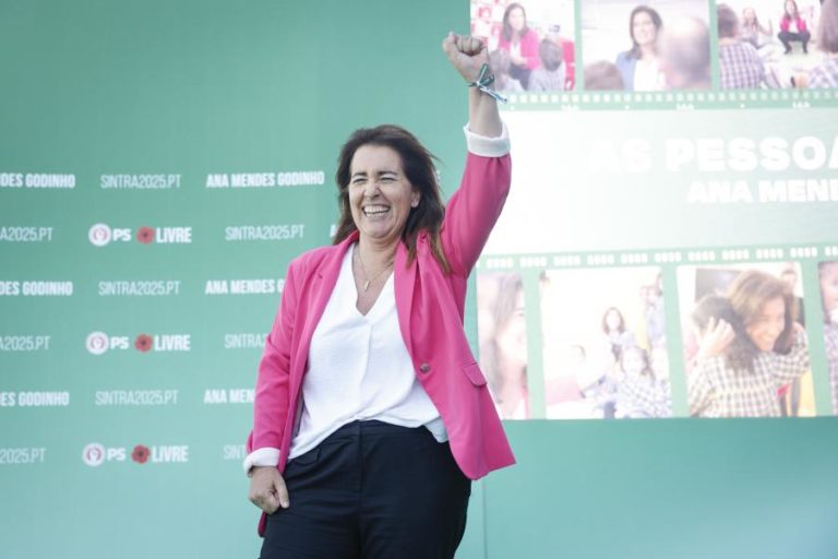 Ana Mendes Godinho (PS) promete 10 mil casas em Sintra até 2030 e mais transportes
