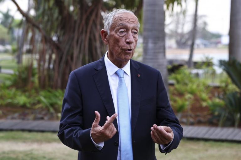 Marcelo afirma que “história não terminou” e elogia reação da UE e do Governo às tarifas