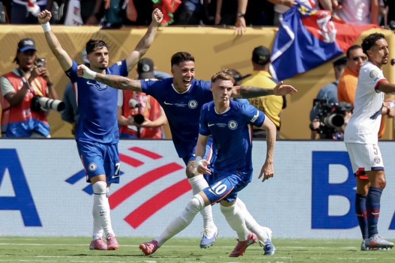 Chelsea vence Paris Saint-Germain na final e sagra-se campeão mundial de clubes