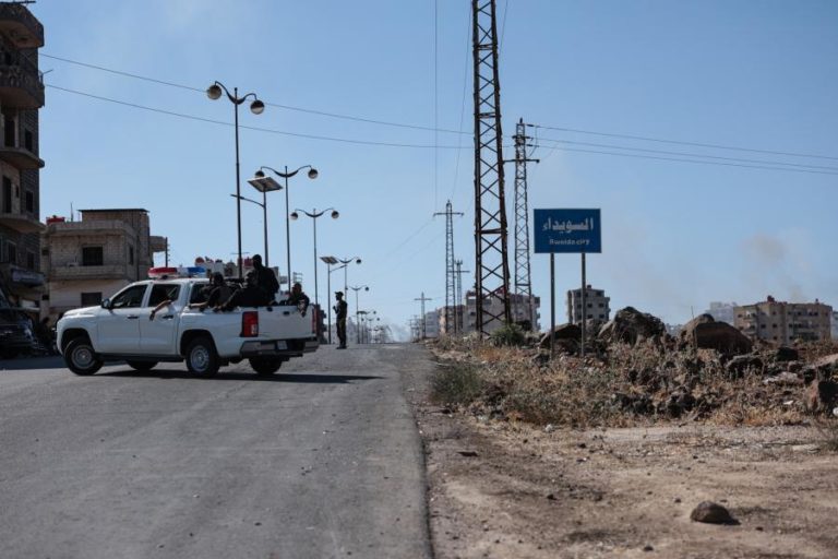 Balanço eleva para 1.260 número de mortes no conflito em Sweida