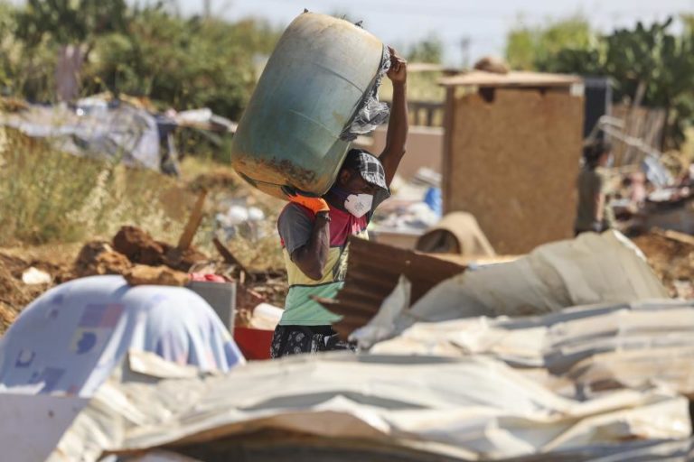 Embaixador de São Tomé e Príncipe diz que é “dramática” situação no bairro do Talude