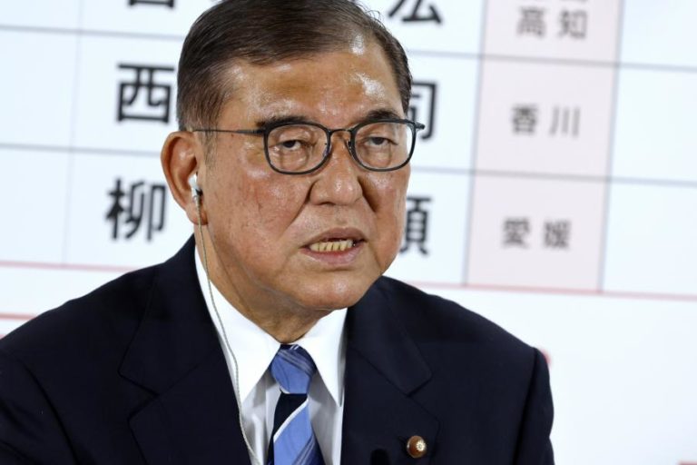 Líder japonês saúda acordo com Trump mas diz que ainda tem de “analisar conteúdo”