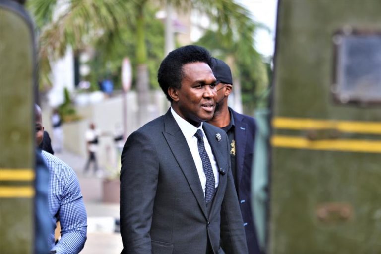 Mondlane acusa PR moçambicano de fugir dos problemas reais após discurso contra extrema-direita