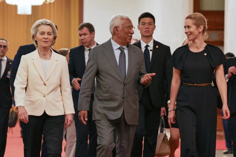 António Costa pede à China que use influência para pôr fim à guerra na Ucrânia