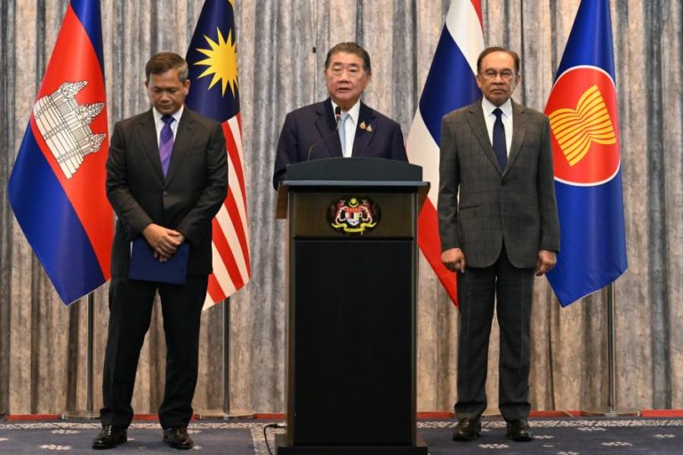 Tailândia e Camboja acordam cessar-fogo incondicional e imediato