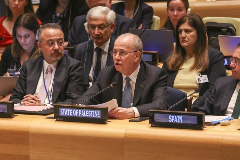 Primeiro-ministro palestiniano diz que Hamas deve render-se em Gaza e entregar armas