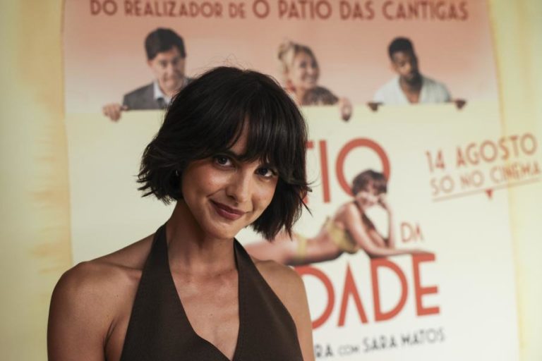 “O pátio da saudade”, comédia dramática de Leonel Vieira, estreia-se em 14 agosto