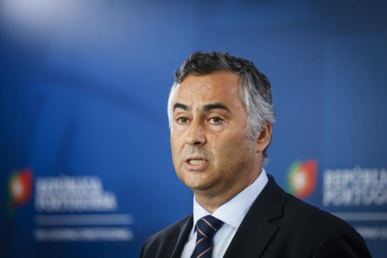 Governo anuncia extinção de entidades no Ministério da Educação, incluindo FCT