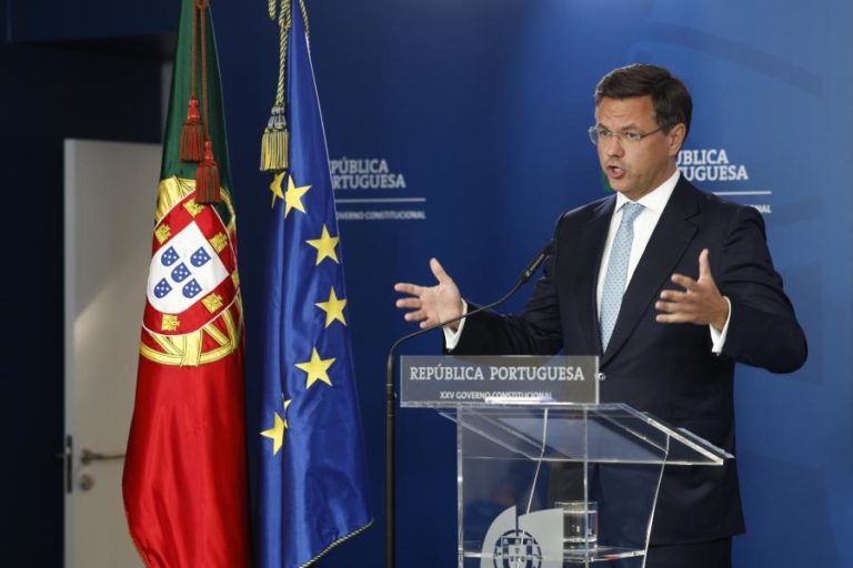 Governo reestrutura a AMA para criar a Agência para a Reforma Tecnológica