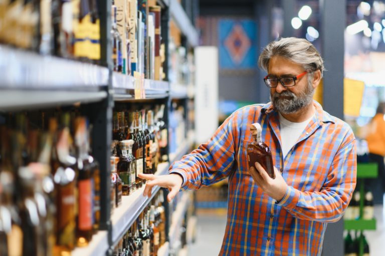 Boicote a bebidas dos EUA faz cair vendas no Canadá