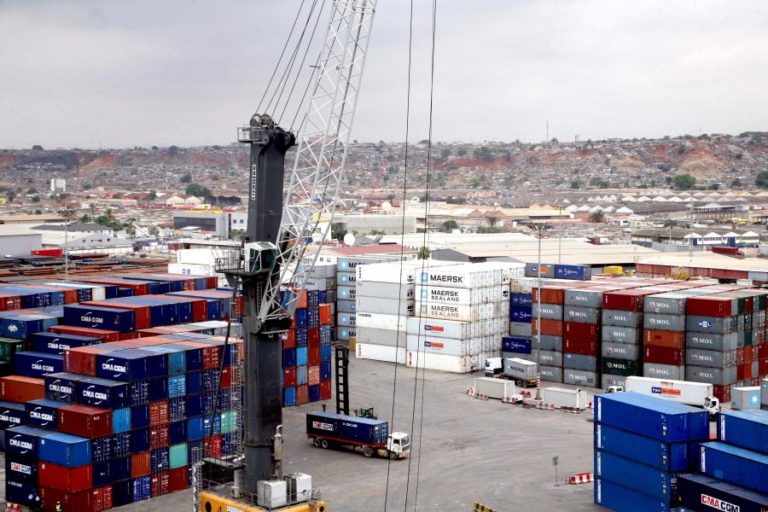 Exportações lusófonas para a China caem 12,1% até julho