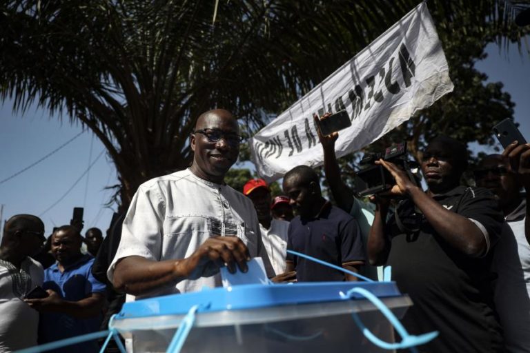 Domingos Simões Pereira será candidato a Presidente da Guiné-Bissau se tiver aval dos militantes