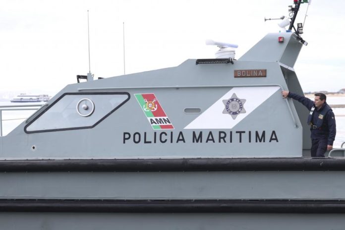 41916437.jpg