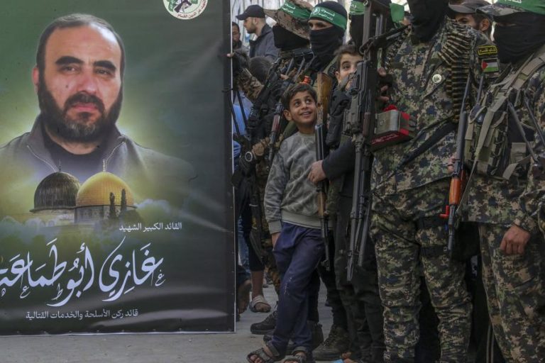 Hamas acusa Israel de visar jornalistas e médicos em ataque a hospital