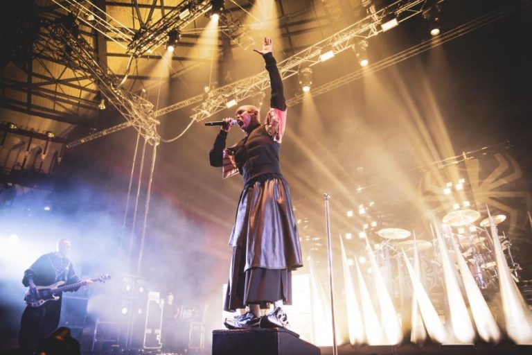 Ornatos Violeta e Skunk Anansie no palco do Barrelas Festival no fim de semana
