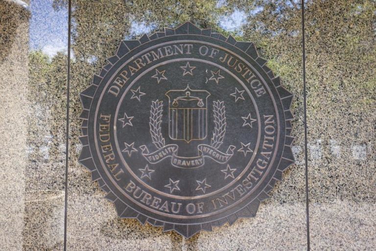 FBI vai tentar localizar congressistas dos EUA que saíram do Texas