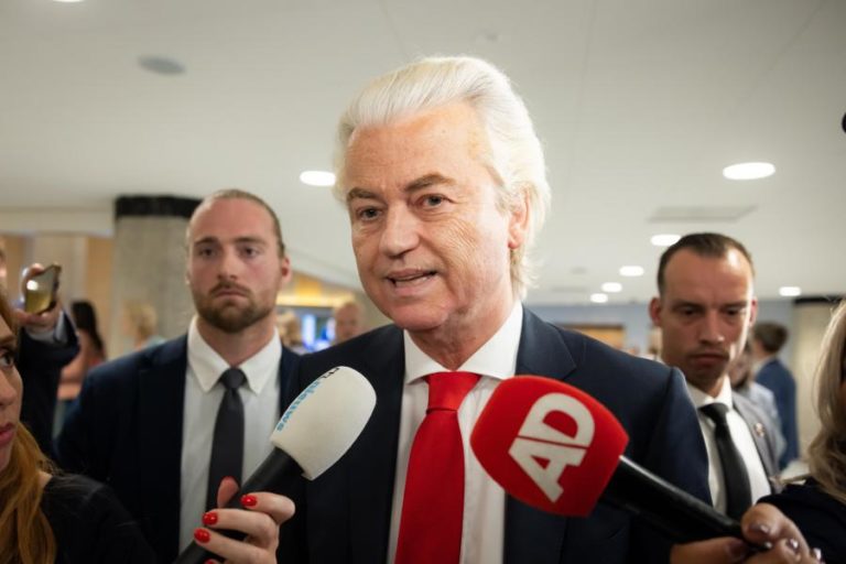 Mais de 2.500 queixas contra Wilders por publicação antimuçulmana nos Países Baixos