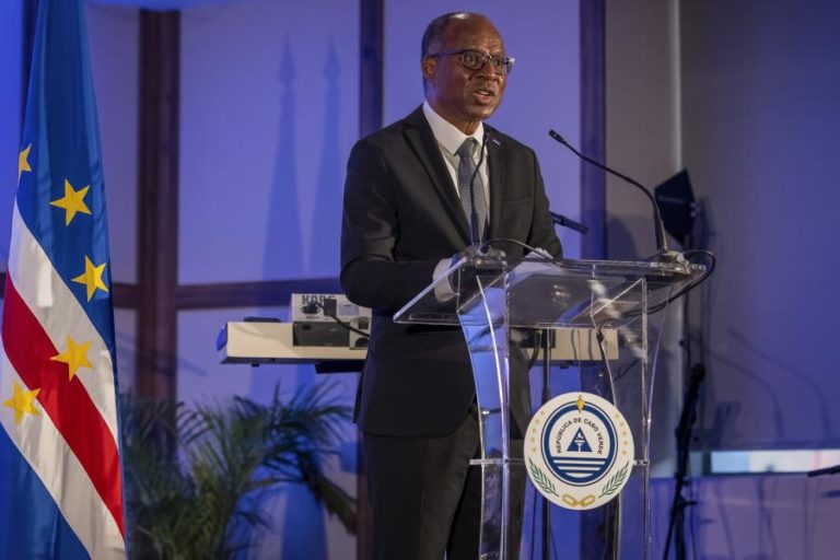 Cabo Verde e Japão vão reforçar cooperação em inteligência artificial e economia azul