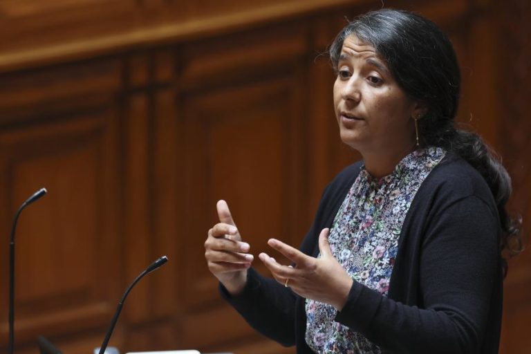 PCP acusa Governo de estar mais preocupado com imagem do que com populações