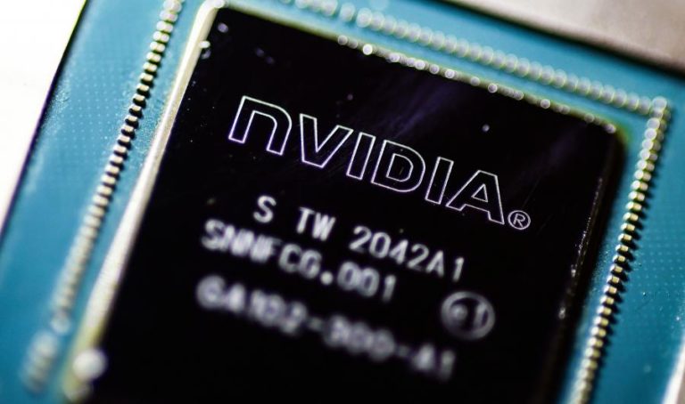Nvidia nega “portas traseiras” em ‘chips’ H20 após insinuações na China