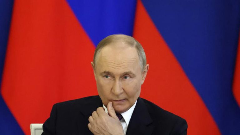 Putin quer “paz duradoura” sem alterar as suas condições para o fim da guerra