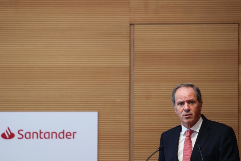 Santander Totta usou cerca de 30% da garantia e soma mais de 9.100 pedidos