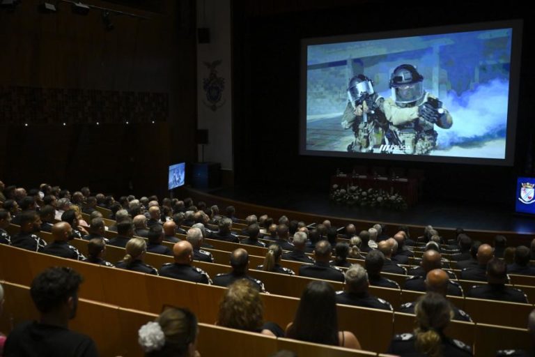 Ministra promete reforço de meios e melhoria das infraestruturas da PSP e GNR