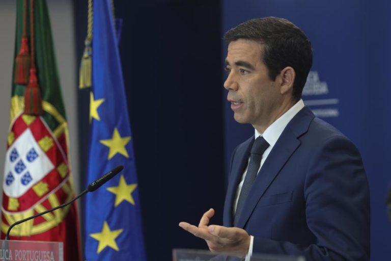 Governo vai alterar normas da lei de estrangeiros declaradas inconstitucionais