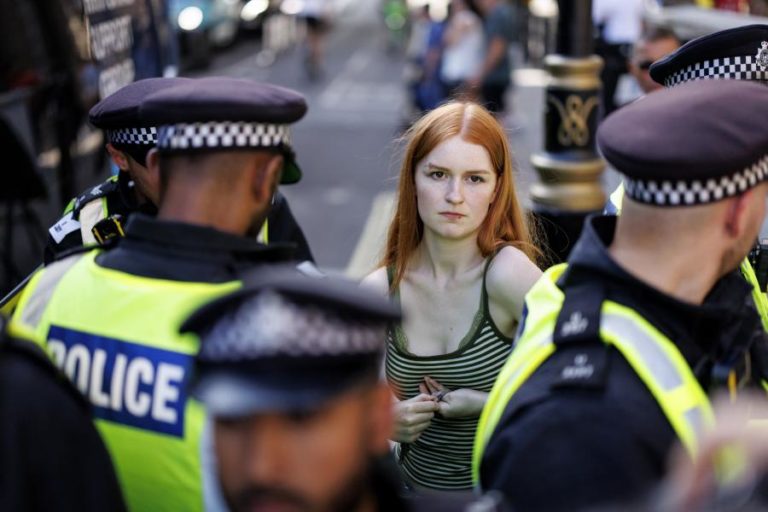 Pelo menos 365 detidos em Londres em manifestação de apoio à Palestine Action