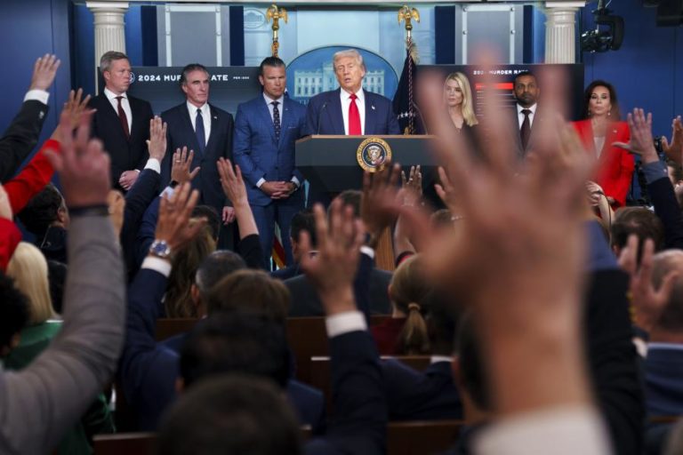 Trump suspende por 90 dias sobretaxas em importações da China