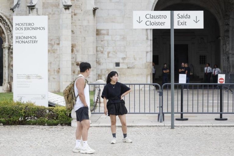 Greve de trabalhadores dos museus com elevada adesão mas pouco impacto no turismo
