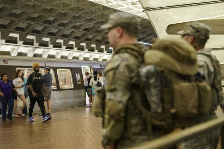 Trump admite enviar Guarda Nacional para Nova Iorque e Chicago