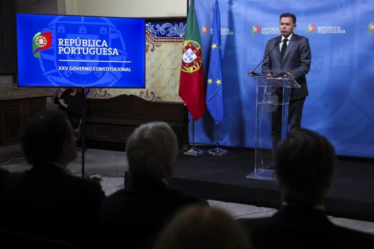 Governo lança apoio excecional para agricultores de até 10.000 euros