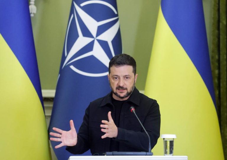 Zelensky quer garantias de segurança como o artigo 5.º da NATO